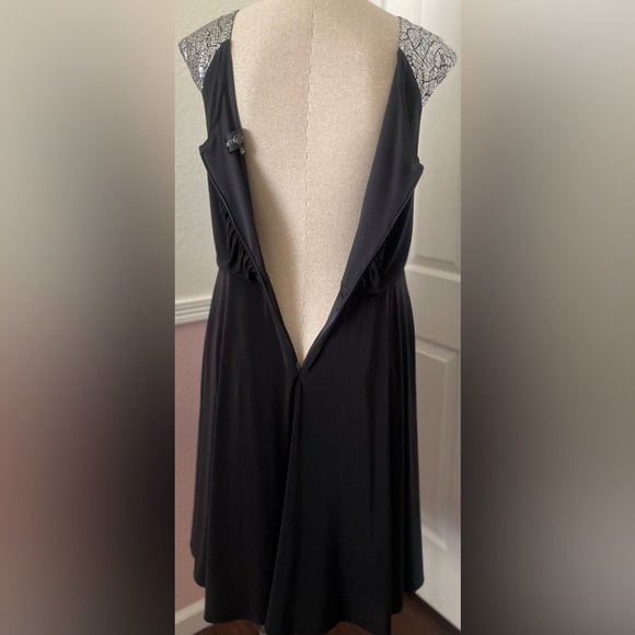 Betsy & Adam cocktail dress size 20w - Picture 13 of 15